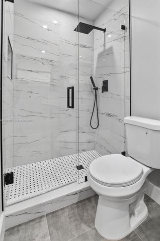 1320 SE 10th St, Deerfield Beach, FL 33441