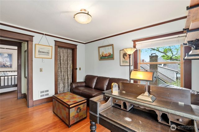 1912 N Steele Street, Tacoma, WA 98406