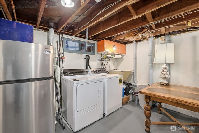 1912 N Steele Street, Tacoma, WA 98406
