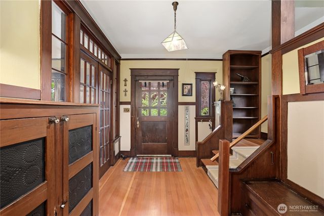 1912 N Steele Street, Tacoma, WA 98406