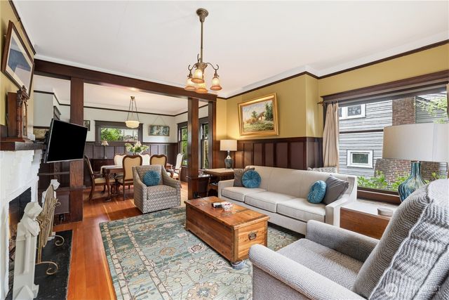 1912 N Steele Street, Tacoma, WA 98406