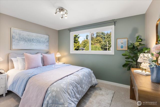 8614 193rd Place SW, Edmonds, WA 98026