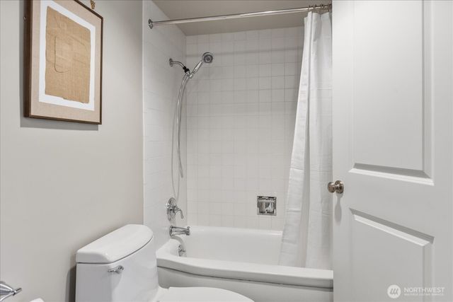8614 193rd Place SW, Edmonds, WA 98026