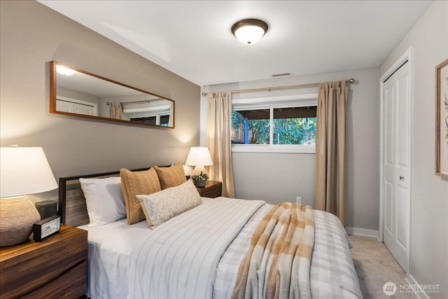 8614 193rd Place SW, Edmonds, WA 98026