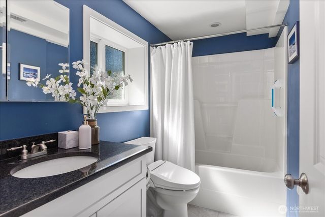 8614 193rd Place SW, Edmonds, WA 98026