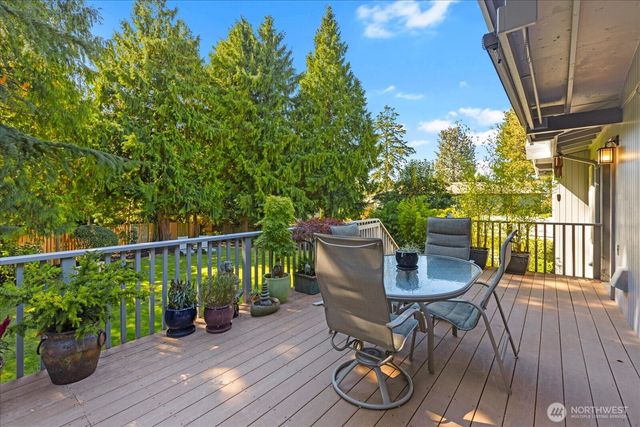 8614 193rd Place SW, Edmonds, WA 98026