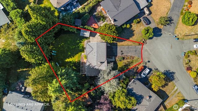 8614 193rd Place SW, Edmonds, WA 98026