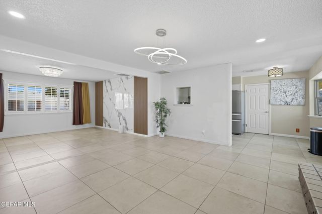 8405 Whitus Drive, El Paso, TX 79925