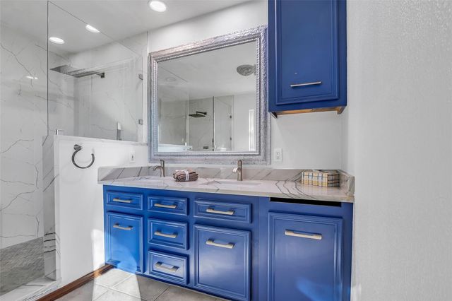 11651 Twain Drive, Montgomery, TX 77356