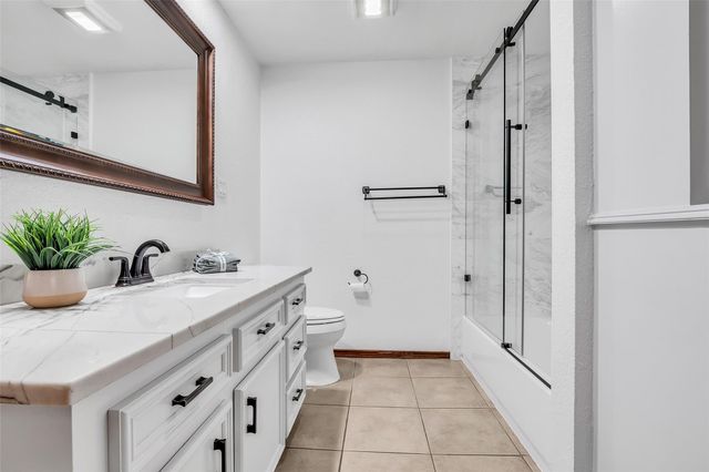 11651 Twain Drive, Montgomery, TX 77356