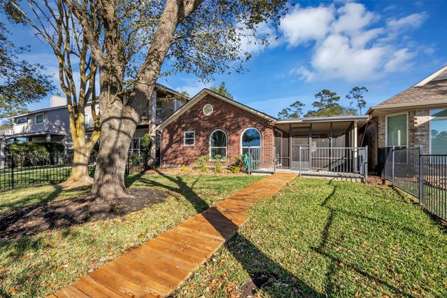 11651 Twain Drive, Montgomery, TX 77356