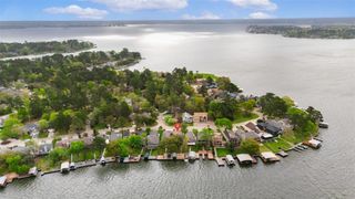 11651 Twain Drive, Montgomery, TX 77356