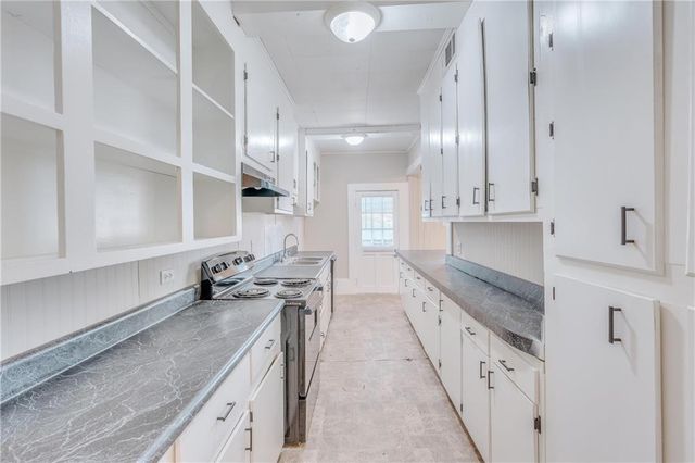 3 Canal Street, Chickasaw, AL 36611