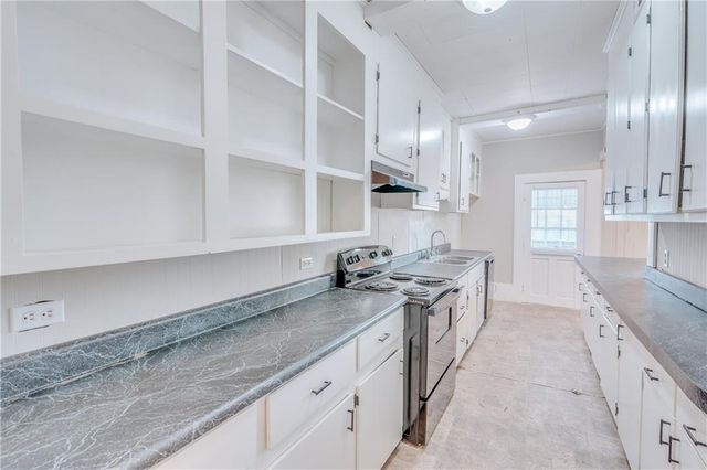 3 Canal Street, Chickasaw, AL 36611