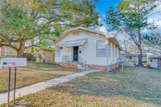 3 Canal Street, Chickasaw, AL 36611