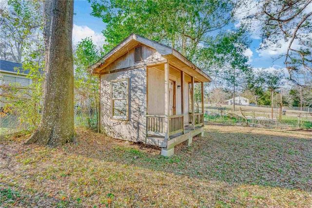 3 Canal Street, Chickasaw, AL 36611