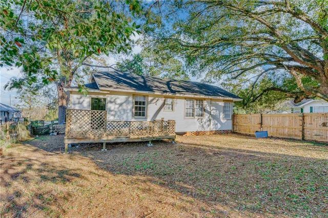 3 Canal Street, Chickasaw, AL 36611