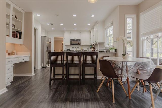 300 Channings Lake Drive, Lawrenceville, GA 30043