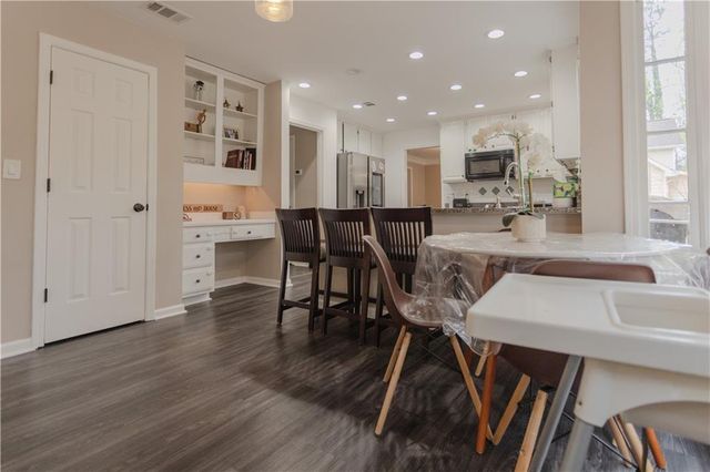 300 Channings Lake Drive, Lawrenceville, GA 30043