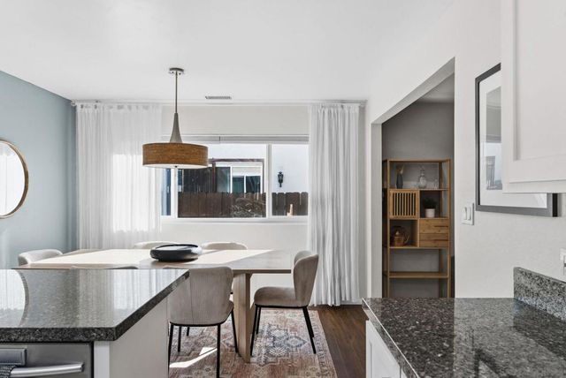 6652 Archwood Ave, San Diego, CA 92120