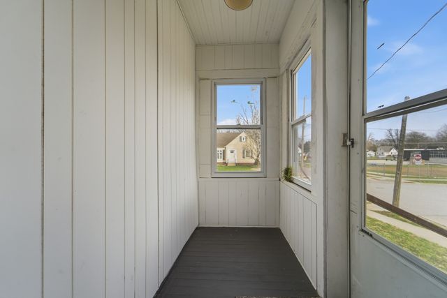 3200 Oxford Street, Des Moines, IA 50313