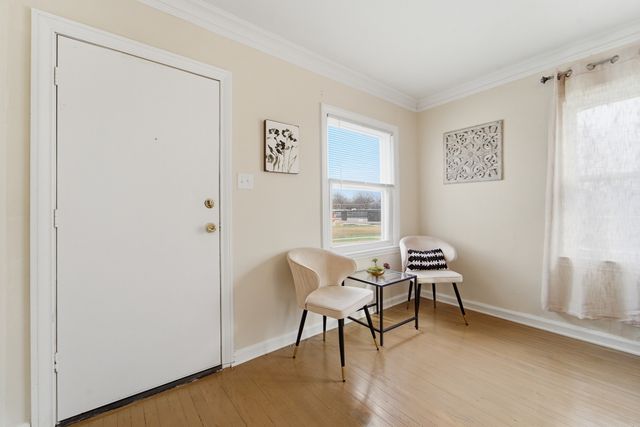 3200 Oxford Street, Des Moines, IA 50313