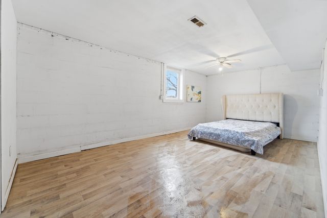 3200 Oxford Street, Des Moines, IA 50313