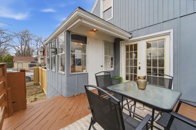 3200 Oxford Street, Des Moines, IA 50313