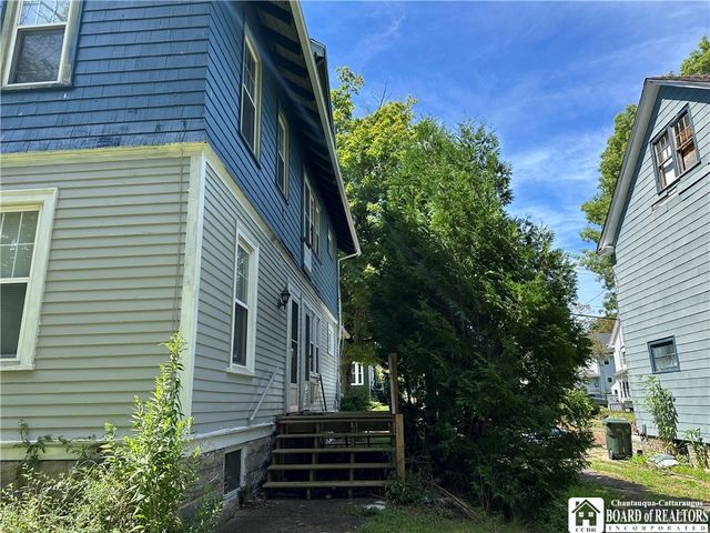 71 Myrtle Street, Jamestown, NY 14701