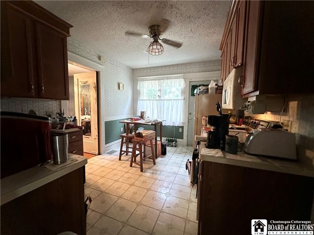 71 Myrtle Street, Jamestown, NY 14701