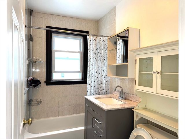 40 Almont St 2, Medford, MA 02155