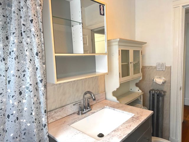 40 Almont St 2, Medford, MA 02155