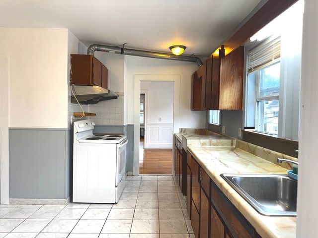 40 Almont St 2, Medford, MA 02155