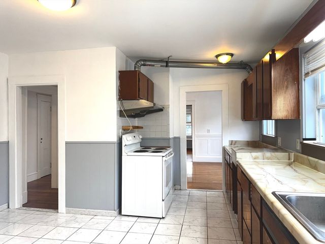 40 Almont St 2, Medford, MA 02155