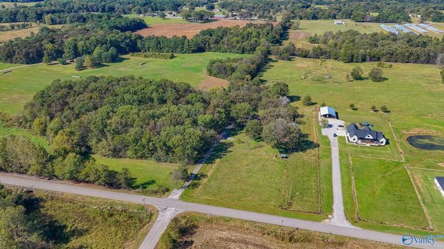 1953 County Road 108, Town Creek, AL 35672