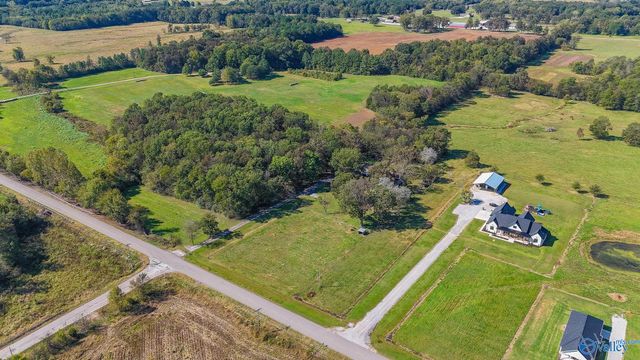 1953 County Road 108, Town Creek, AL 35672