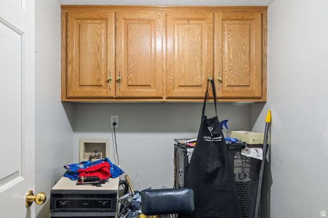 8908 S COBBLE CANYON CIR, Sandy, UT 84093