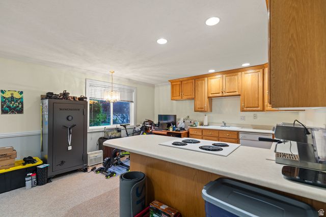8908 S COBBLE CANYON CIR, Sandy, UT 84093