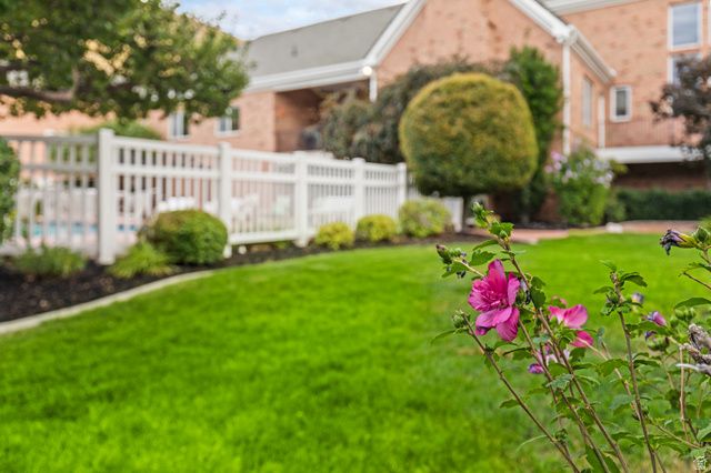 8908 S COBBLE CANYON CIR, Sandy, UT 84093