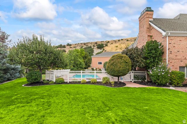 8908 S COBBLE CANYON CIR, Sandy, UT 84093