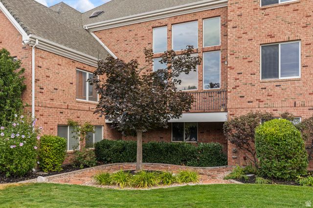 8908 S COBBLE CANYON CIR, Sandy, UT 84093