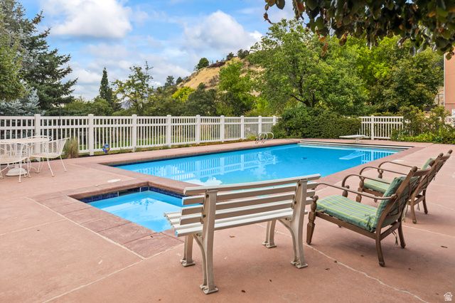 8908 S COBBLE CANYON CIR, Sandy, UT 84093