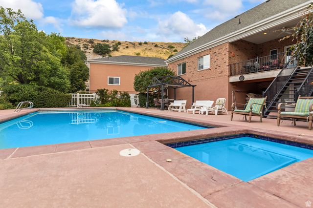 8908 S COBBLE CANYON CIR, Sandy, UT 84093