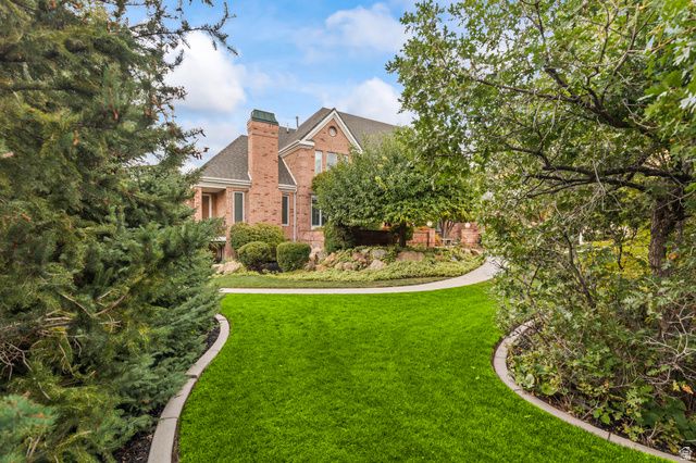 8908 S COBBLE CANYON CIR, Sandy, UT 84093