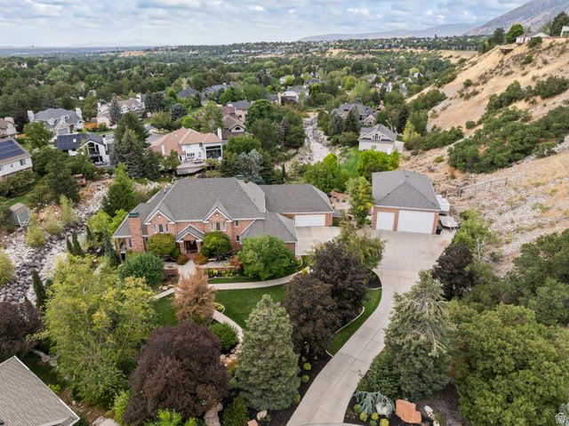 8908 S COBBLE CANYON CIR, Sandy, UT 84093