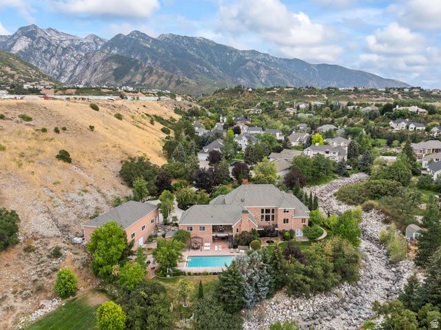 8908 S COBBLE CANYON CIR, Sandy, UT 84093