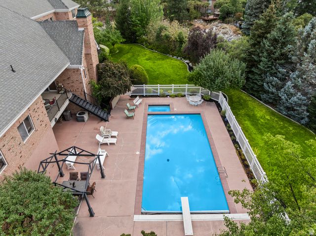 8908 S COBBLE CANYON CIR, Sandy, UT 84093