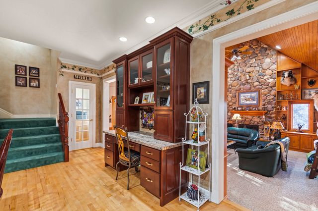 8908 S COBBLE CANYON CIR, Sandy, UT 84093