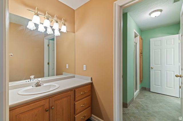8908 S COBBLE CANYON CIR, Sandy, UT 84093