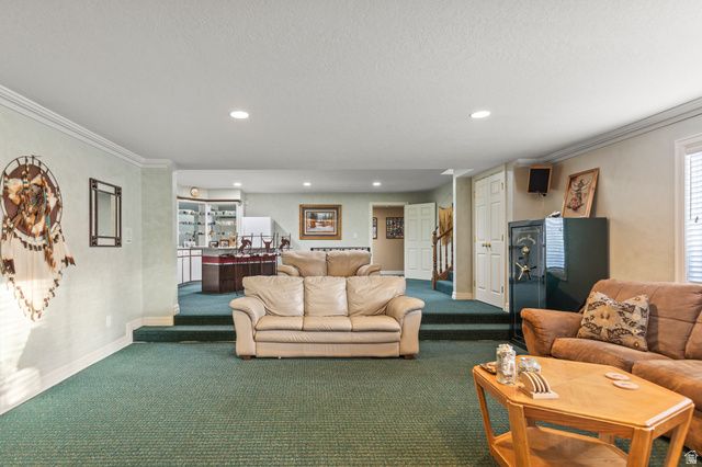 8908 S COBBLE CANYON CIR, Sandy, UT 84093